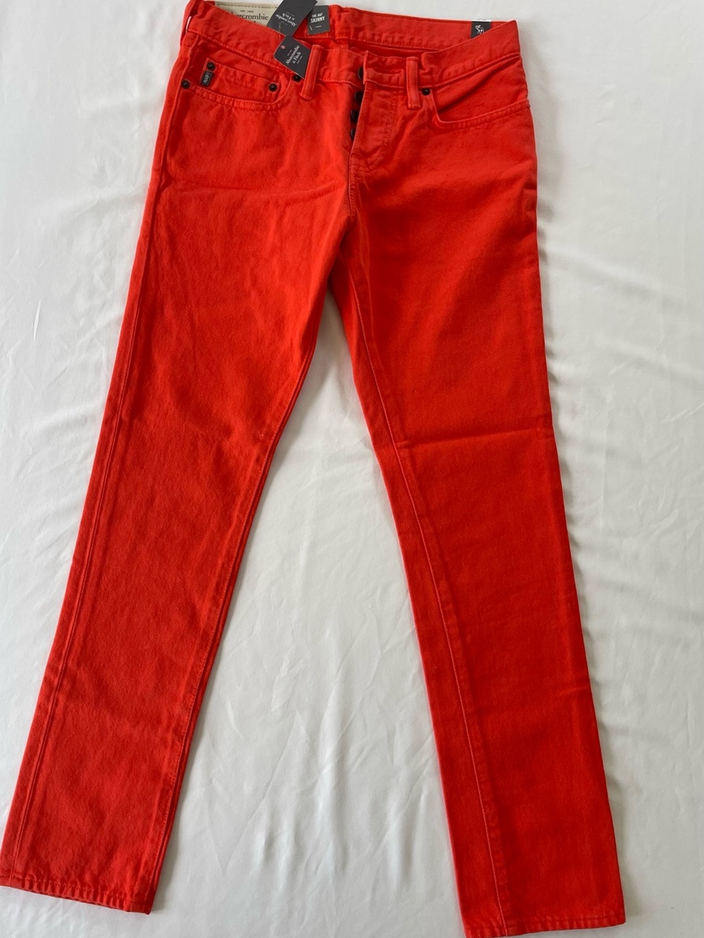 Abercrombie & Fitch Men's Red Skinny Jeans Sz 28x30 nwt